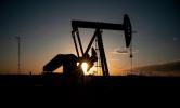 تعطل خط أنابيب "قزوين" يتسبب بارتفاع أسعار النفط