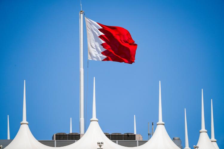 البرلمان البحريني يوافق على زيادة ضريبة القيمة المضافة إلى 10%