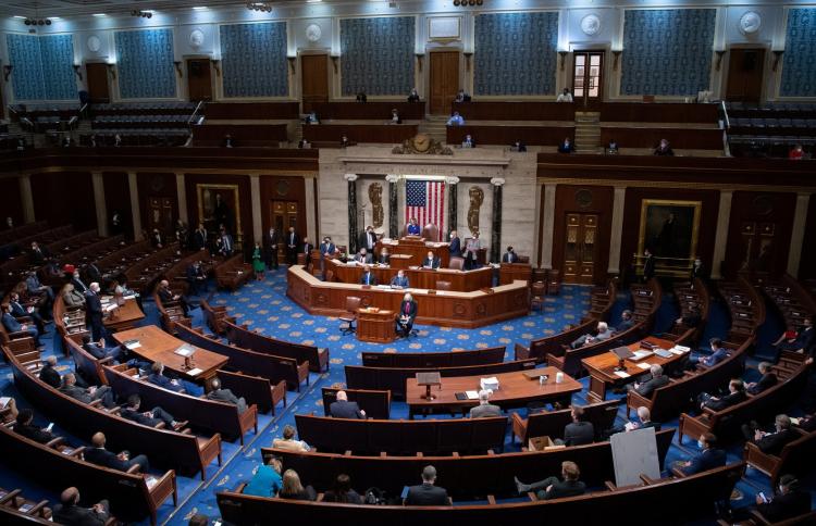 مجلس النواب الأمريكي يقر رفع سقف الديون إلى 31.4 تريليون دولار