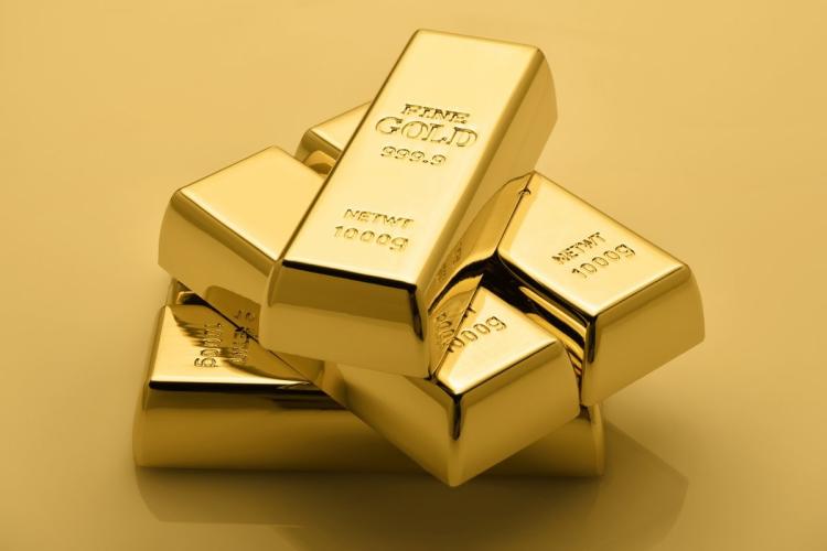 الذهب يستسلم للتشاؤم..هل يداهمه الفيدرالي فيصعد؟