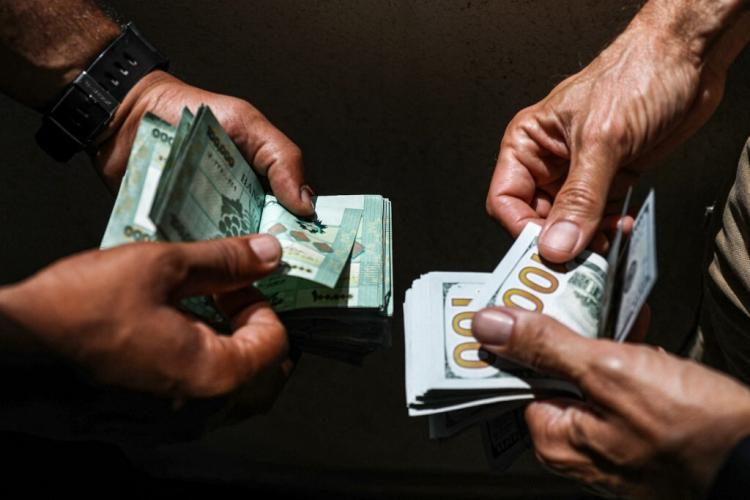 بعد شح الدولار في لبنان.. هل تنفد العملة الخضراء تماما؟