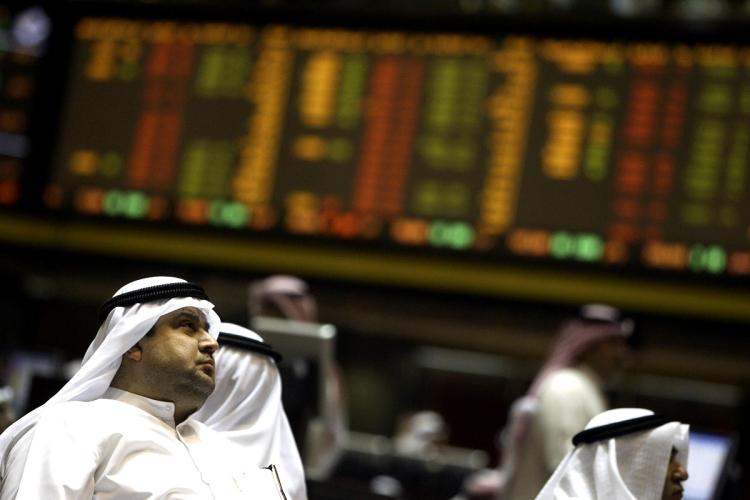 ما تأثير الدولار القوي على أصول الشركات السعودية؟