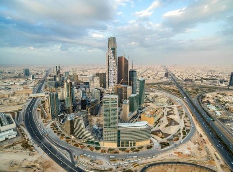 توقعات بنمو الاقتصاد السعودي 5.7 % خلال 2022