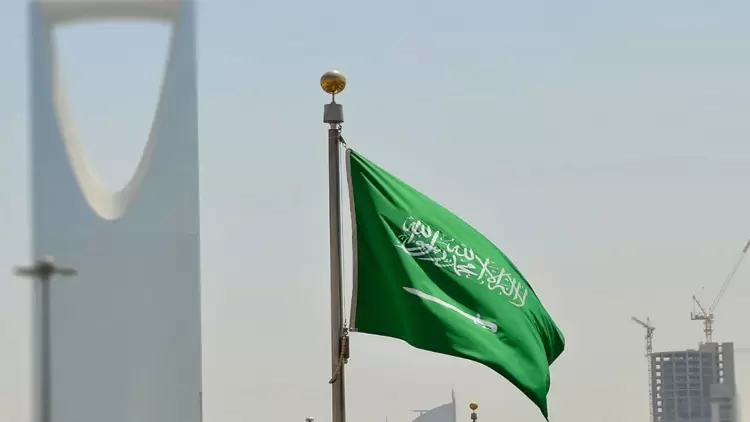 المصالحة بين إيران والسعودية.. ماذا عن الريال الإيراني وآفاق التعاون الاقتصادي بين البلدين؟