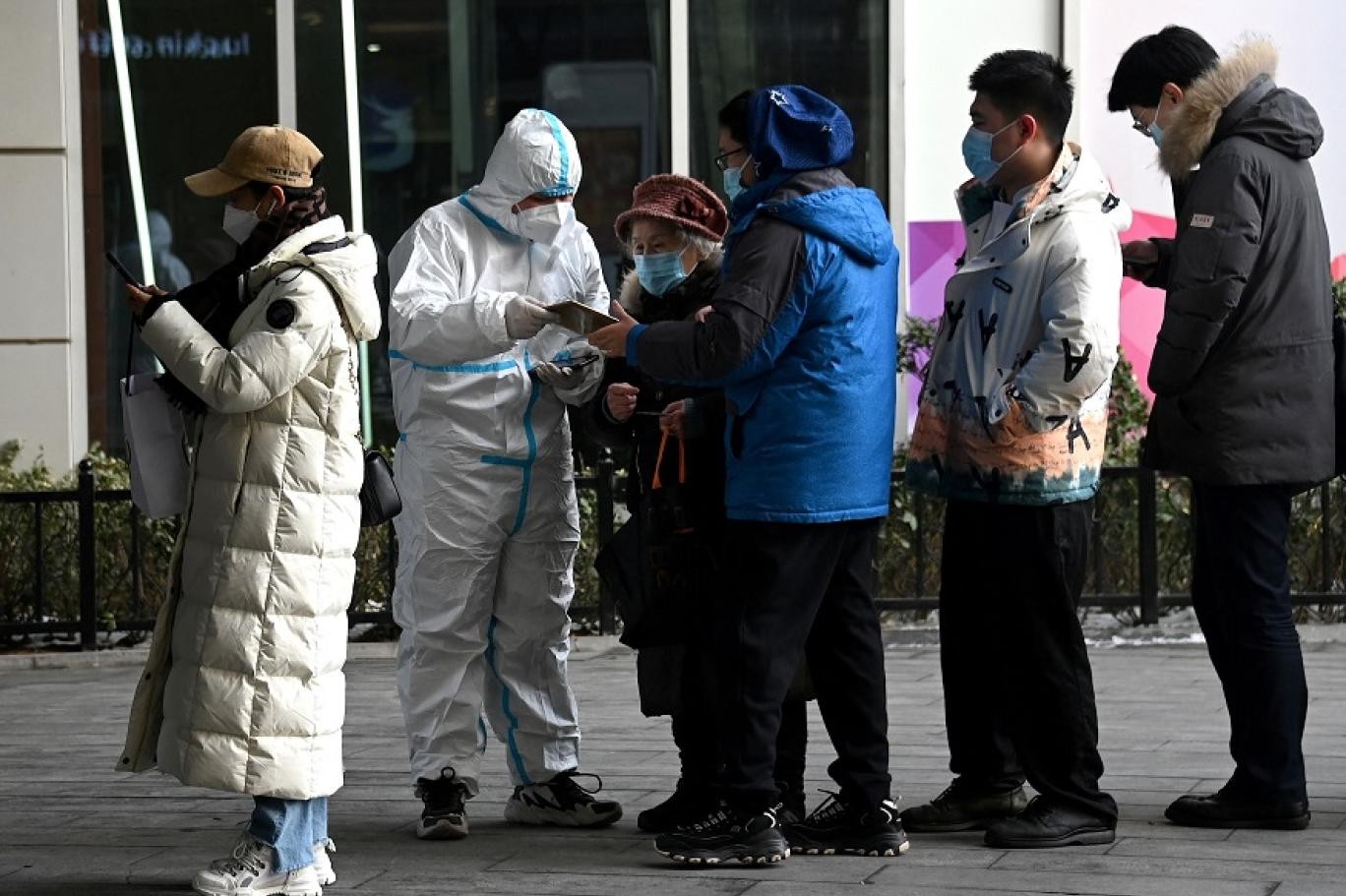 منظمة الصحة العالمية: العالم في منعطف خطير من عمر الجائحة