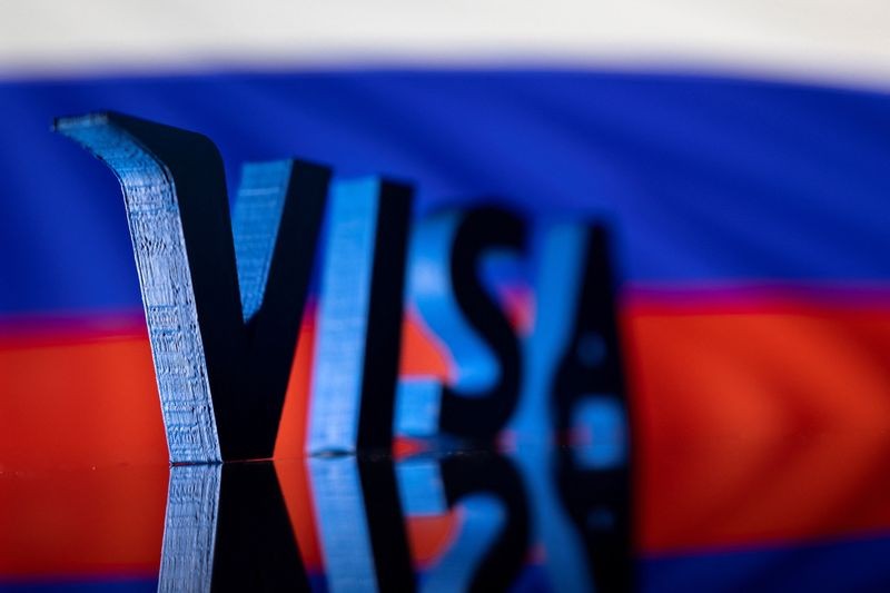 فيزا-وماستركارد-تعلقان-عملياته