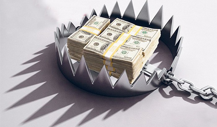 تقرير-ديون-خطيرة-تهدد-بانهيار