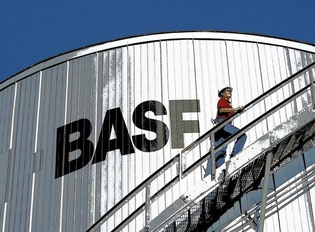 شركة BASF الألمانية تخفّض توقعاتها لأرباح 2025 وسط ركود عالمي
